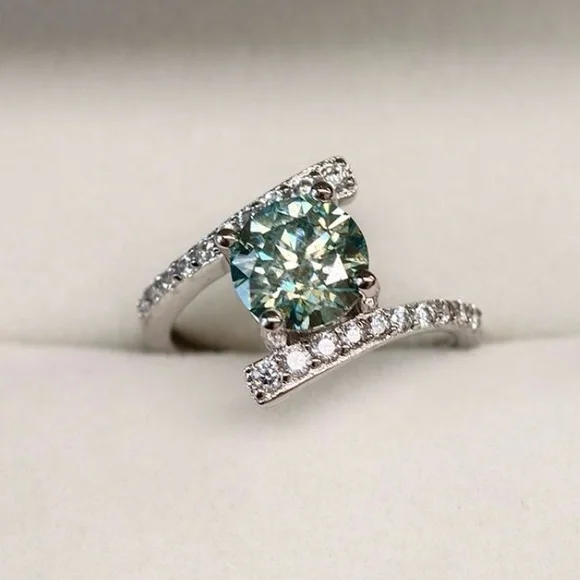 Moissanite 2 CT, on White Gold Plated 925 Sterling Silver - Picture 2 of 6